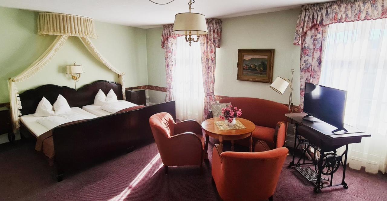 Historisches Hotel Zum Schwan Bad Karlshafen Eksteriør billede