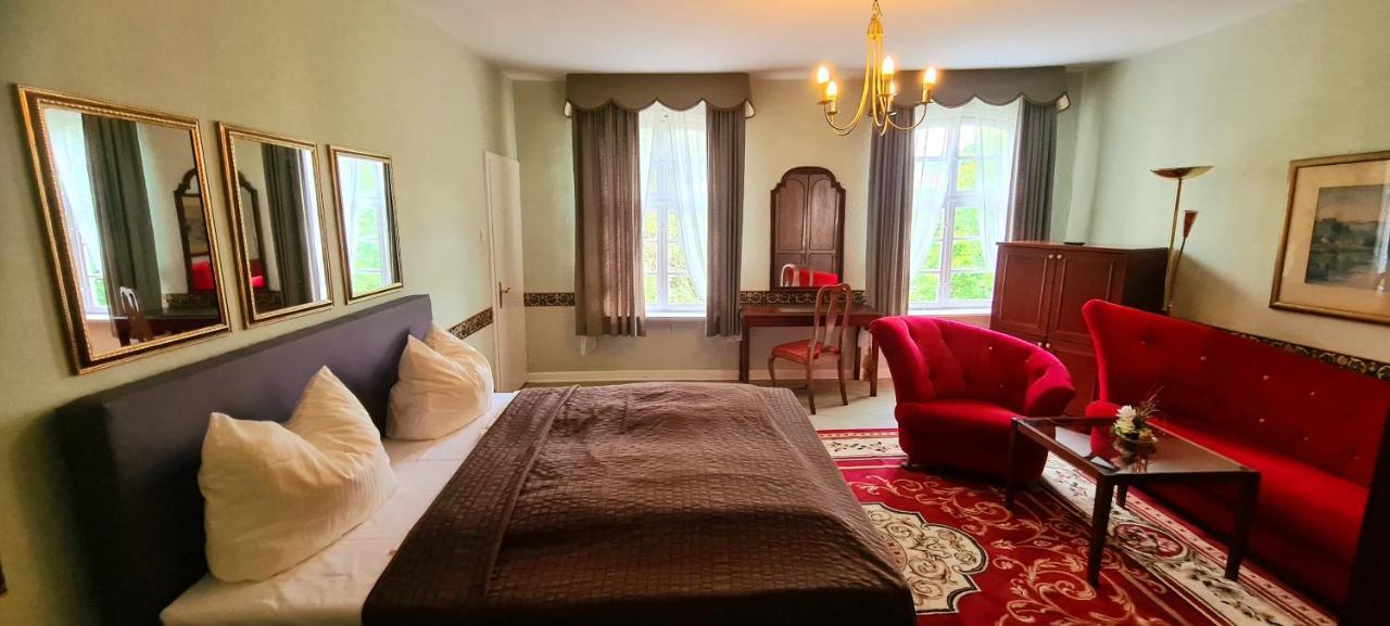 Historisches Hotel Zum Schwan Bad Karlshafen Eksteriør billede